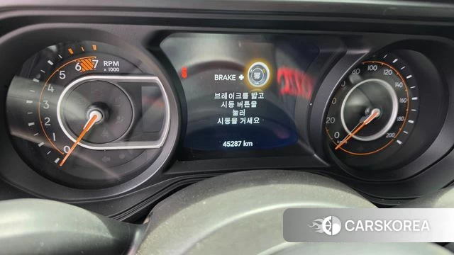 Jeep Wrangler (JL) 2024 Белый из Кореи, фото 6