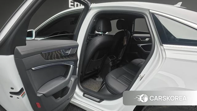 Audi A6 (C8) 2023 Белый из Кореи, фото 6