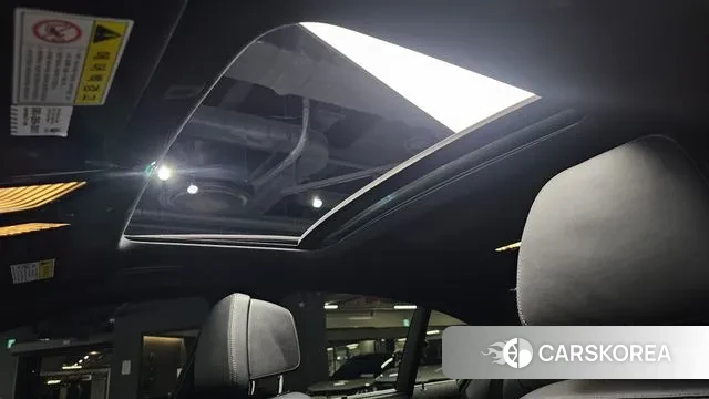 BMW 5 Series (G30) 2018 Светло-серебряный цвет из Кореи, фото 6