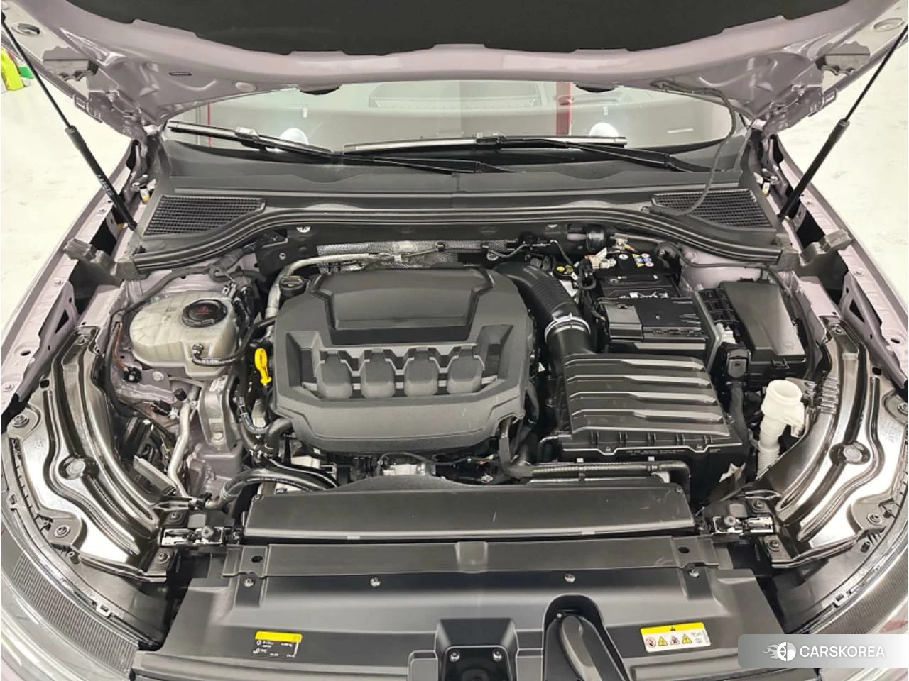 Volkswagen Passat 2024 Темно-серый из Китая, фото 6