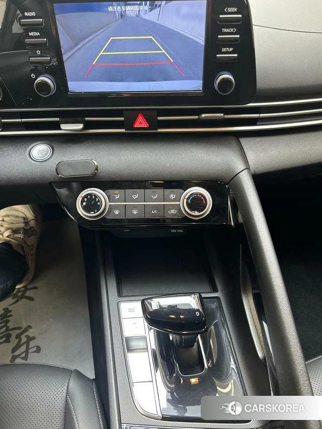 Hyundai Elantra 2022 Белый из Китая, фото 6