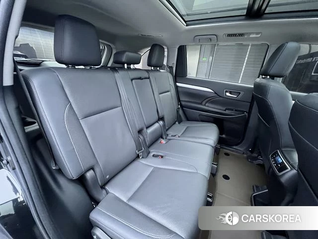 Toyota Highlander 2021 Черный из Китая, фото 6