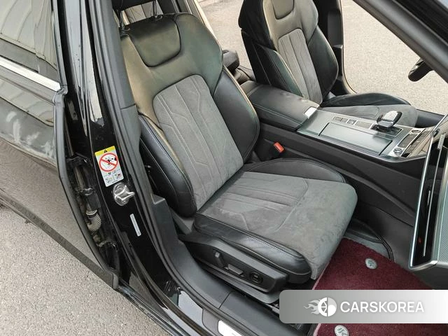 Audi A6L 2022 Черный из Китая, фото 6