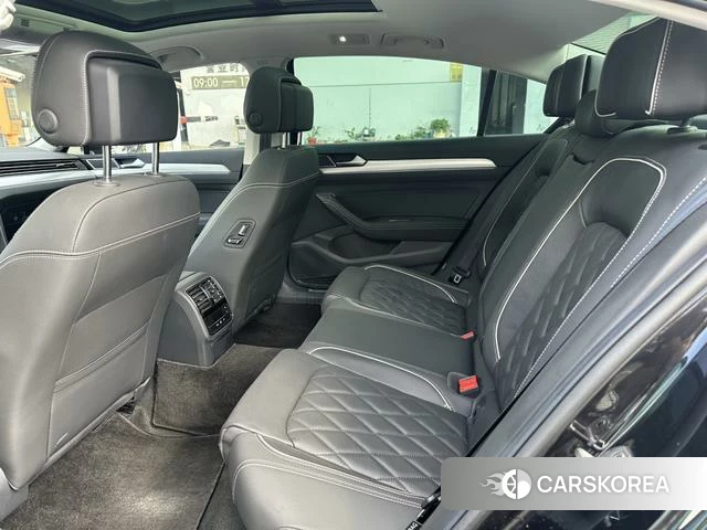 Volkswagen Magotan PHEV 2021 Черный из Китая, фото 6