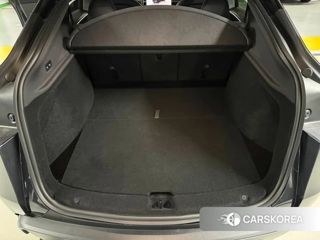 Tesla Model Y 2025 Серый из Кореи, фото 6
