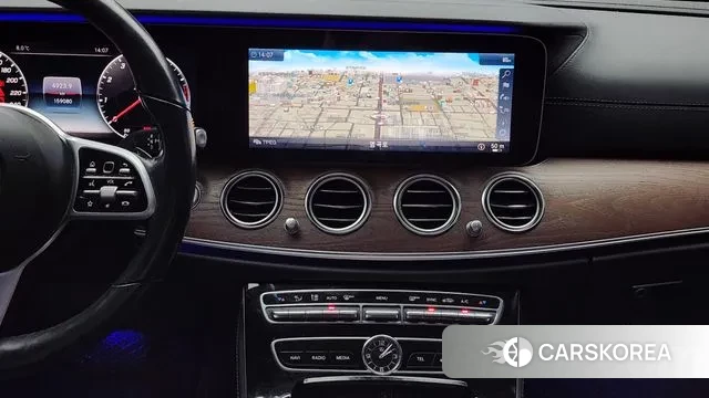 Mercedes-Benz E-Class W213 2019 Черный из Кореи, фото 6