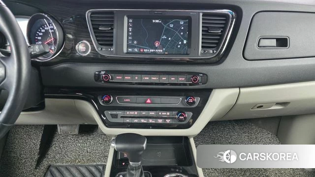 Kia The New Carnival 2019 Серый из Кореи, фото 6