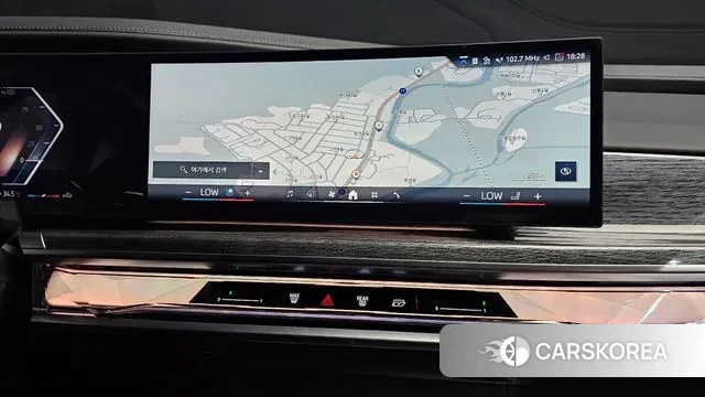 BMW 7 Series (G70) 2024 Белый из Кореи, фото 6
