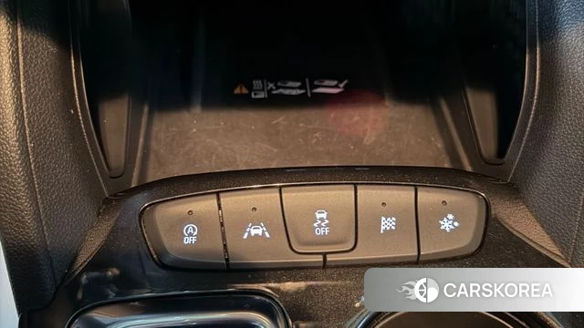 Chevrolet (GM Daewoo) Trailblazer 2021 Белый из Кореи, фото 6