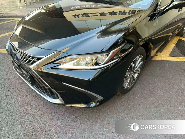 Lexus ES 2022 Черный из Китая, фото 6