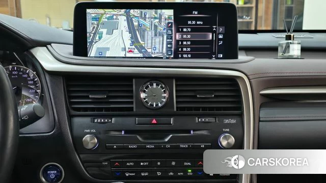 Lexus RX450h 4th generation 2021 Песочный из Кореи, фото 6