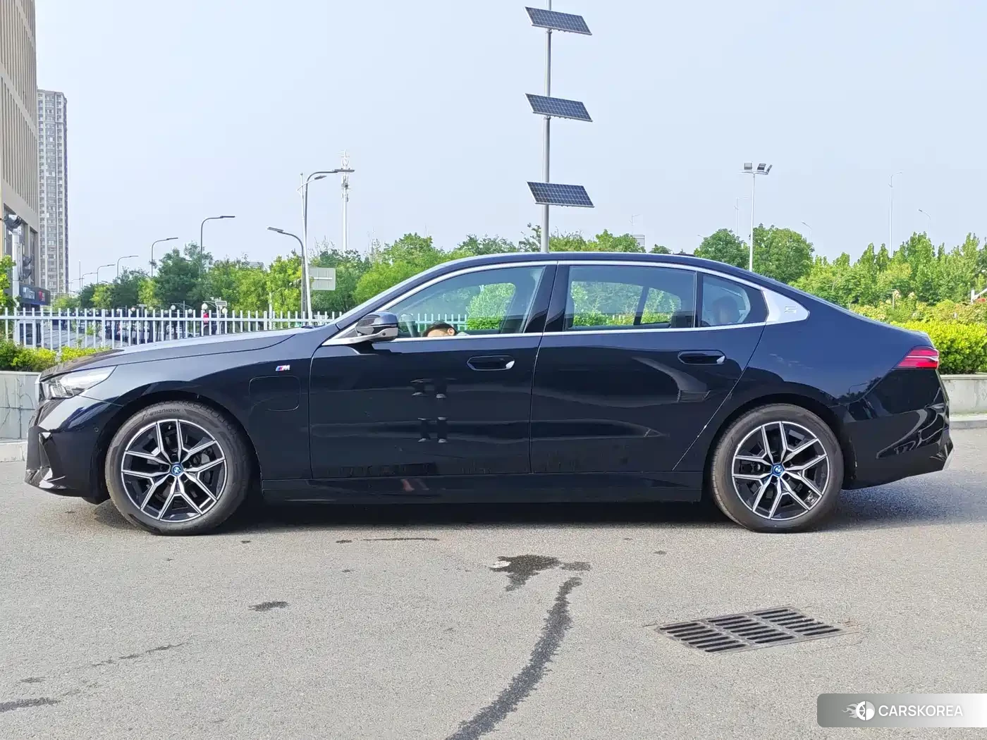 BMW i5 2026 Черный из Китая, фото 6