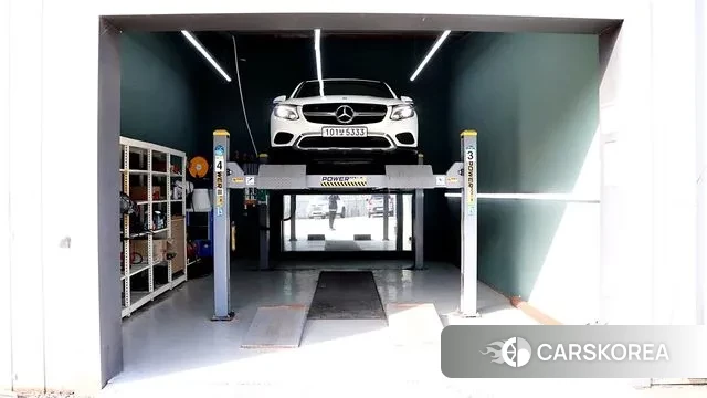 Mercedes-Benz GLC-Class X253 2019 Белый из Кореи, фото 6