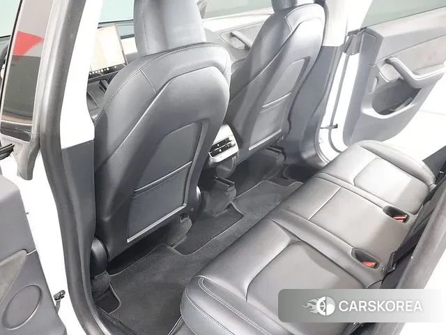 Tesla Model Y 2024 Белый из Кореи, фото 6