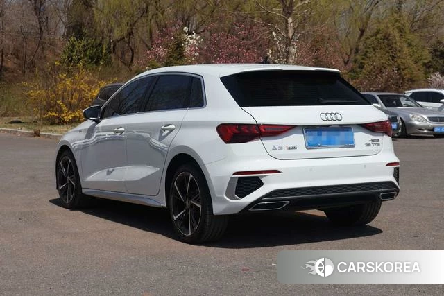 Audi A3 2023 Белый из Китая, фото 6