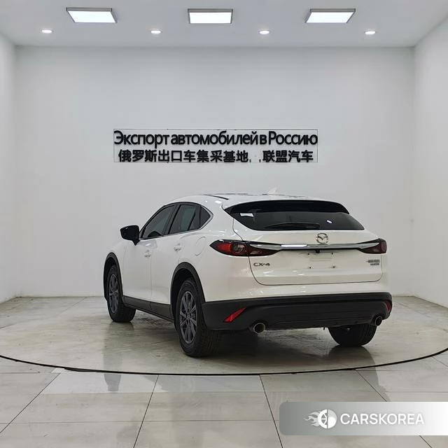 Mazda CX-4 2023 Белый из Китая, фото 6