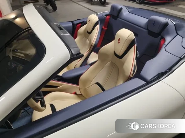 Ferrari Rome 2024 Белый из Кореи, фото 6