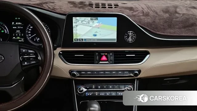 Hyundai Grandeur IG Hybrid 2018 Светло-серебряный цвет из Кореи, фото 6