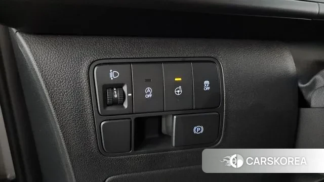 Hyundai Staria 2023 Серебряный из Кореи, фото 6