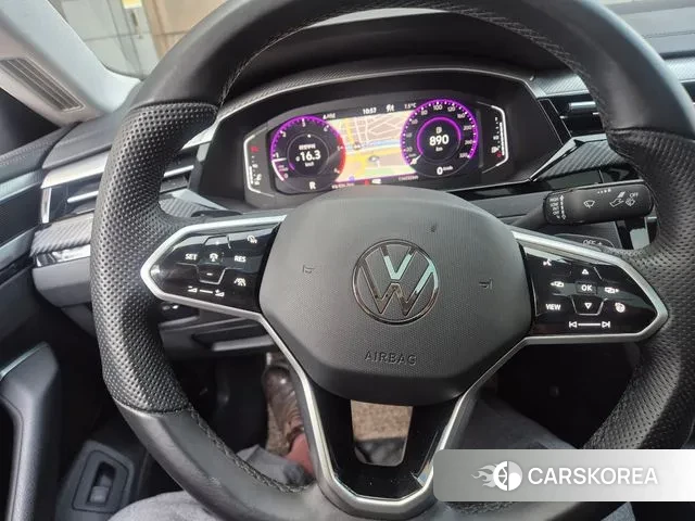 Volkswagen Arteon 2022 Белый из Кореи, фото 6