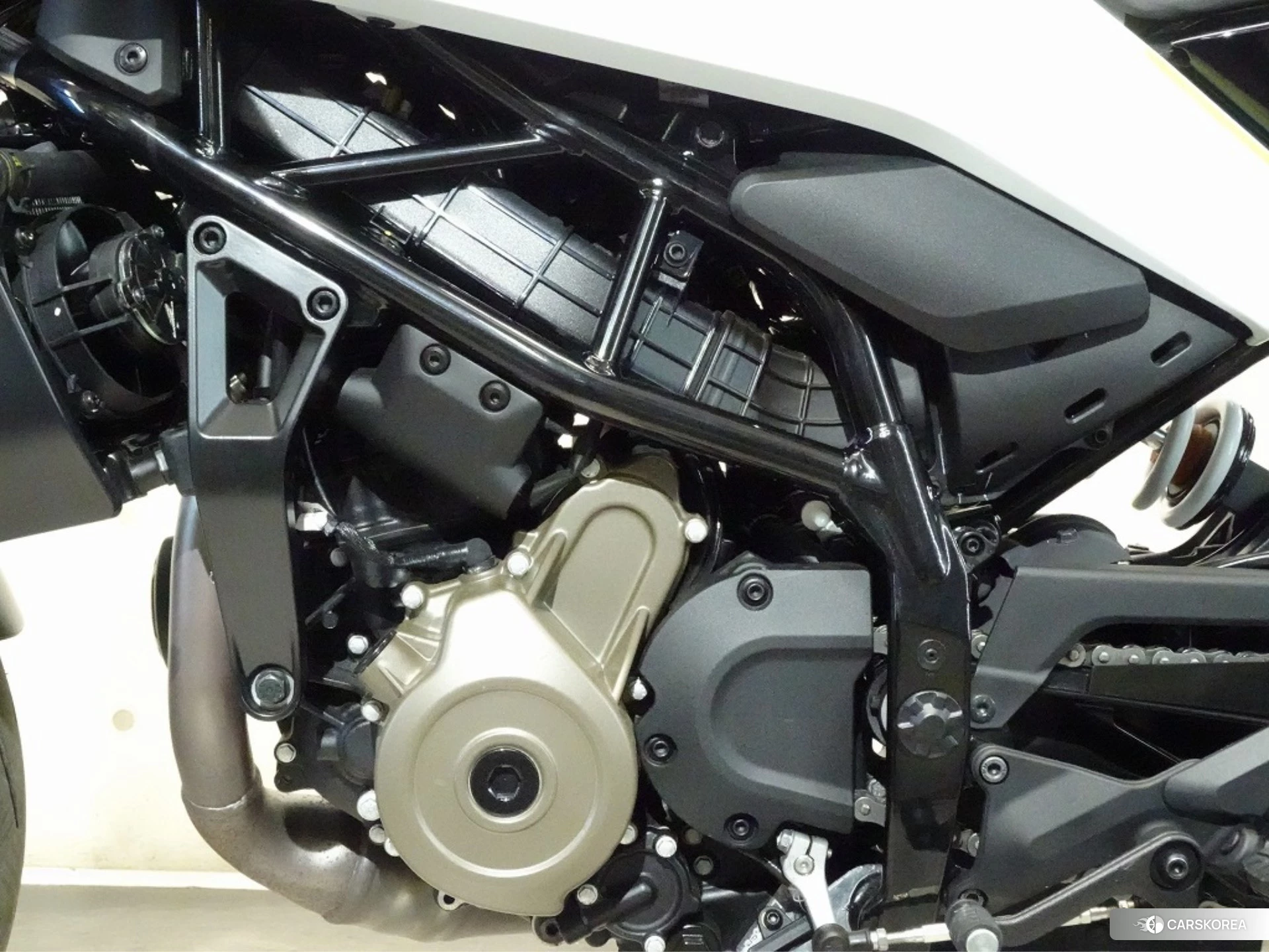 Husqvarna VITPILEN 401 id 3939705 из Японии 6