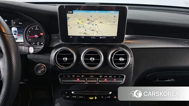 Mercedes-Benz GLC-Class X253 2019 Белый из Кореи, фото 6