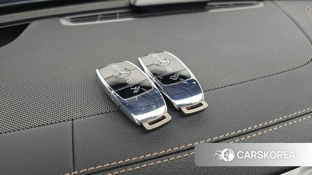 Mercedes-Benz E-Class W213 2023 Черный из Кореи, фото 6