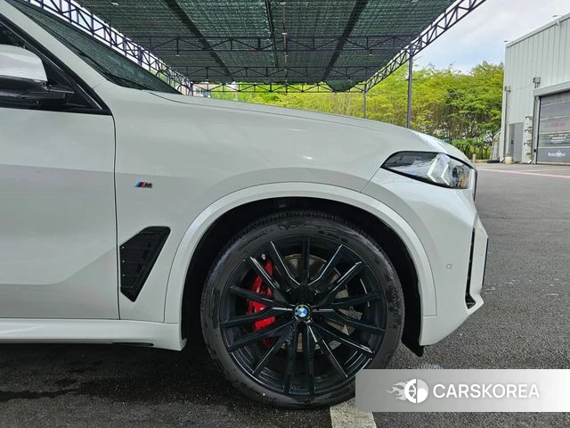BMW X5 (G05) 2025 Белый из Кореи, фото 6