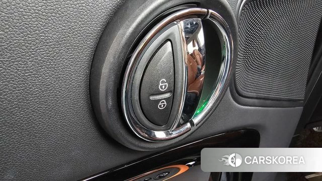 Mini Cooper S Countryman 2020 Зеленый из Кореи, фото 6