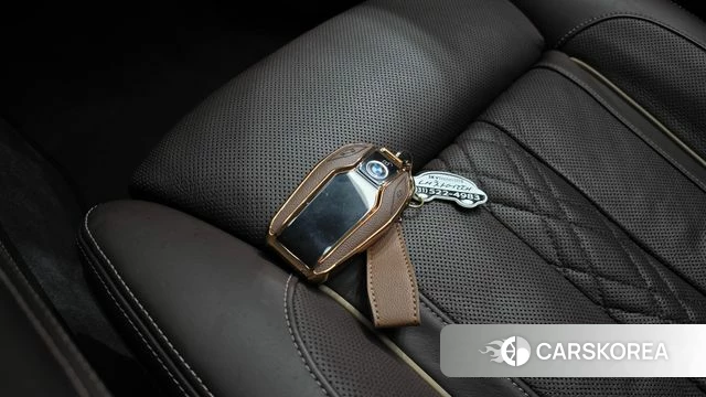 BMW 7 Series (G11) 2018 Серебристо-серый из Кореи, фото 6