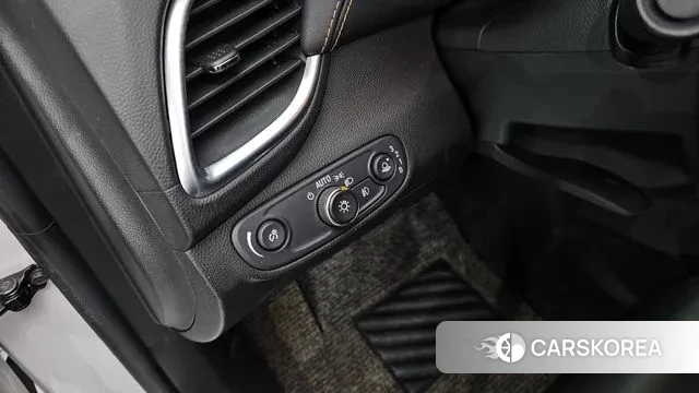 Chevrolet (GM Daewoo) The New Trax 2020 Белый из Кореи, фото 6