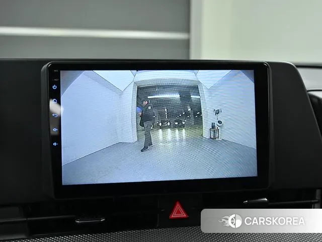 Kia Sportage 5th Generation 2023 Белый из Кореи, фото 6