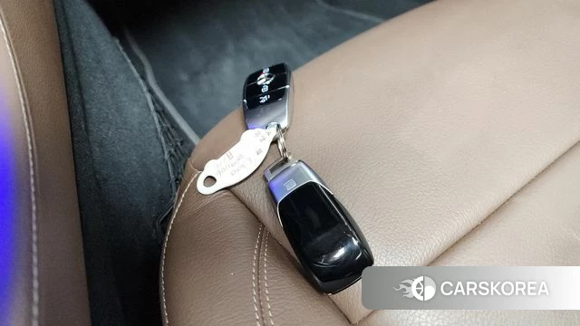Mercedes-Benz E-Class W213 2018 Белый из Кореи, фото 6