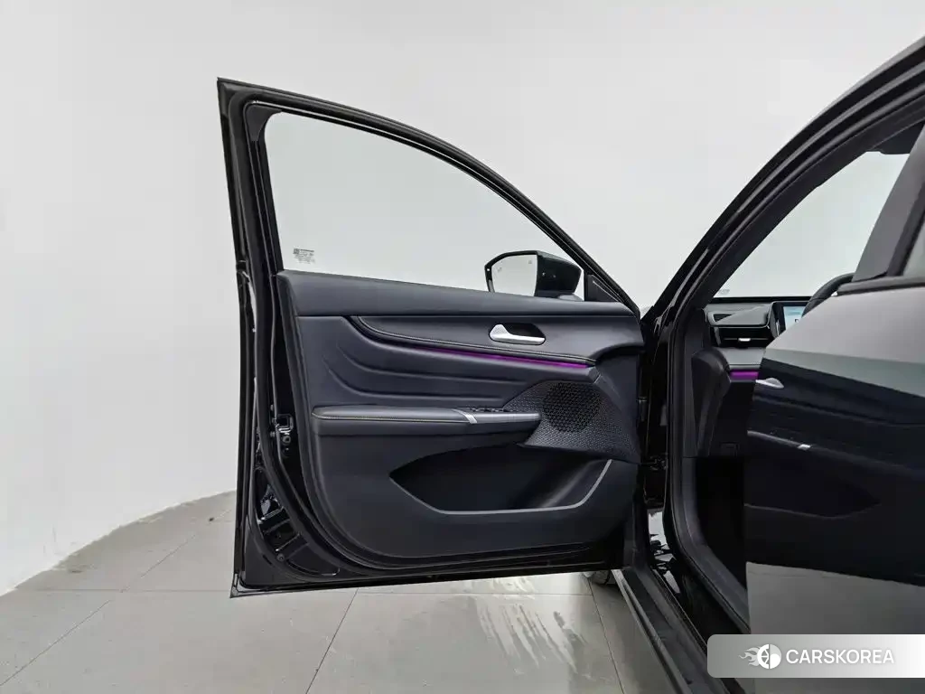 Chang'an UNI-V 2026 Черный из Китая, фото 6