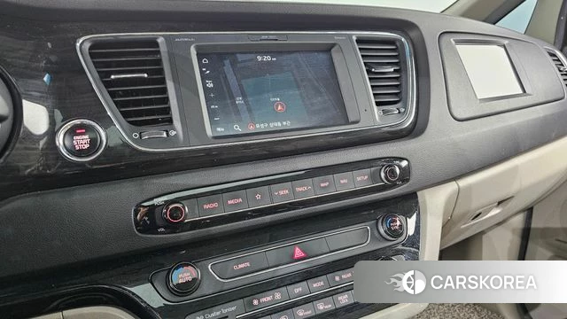 Kia The New Carnival 2018 Белый из Кореи, фото 6