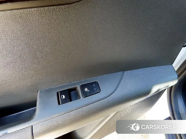 Kia Di Ol Nu Niro 2022 Белый из Кореи, фото 6