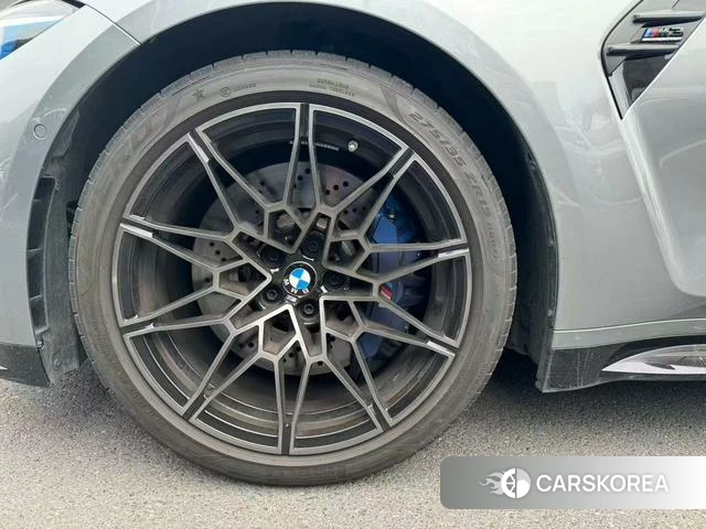 BMW M3 2025 Серебристо-серый из Китая, фото 6