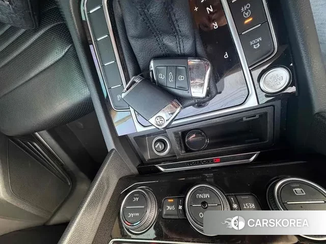 Volkswagen Passat GT (B8) 2018 Серебряный из Кореи, фото 6