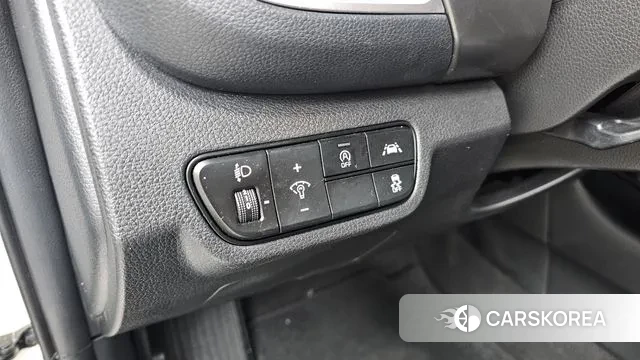 Kia Seltos 2022 Белый из Кореи, фото 6