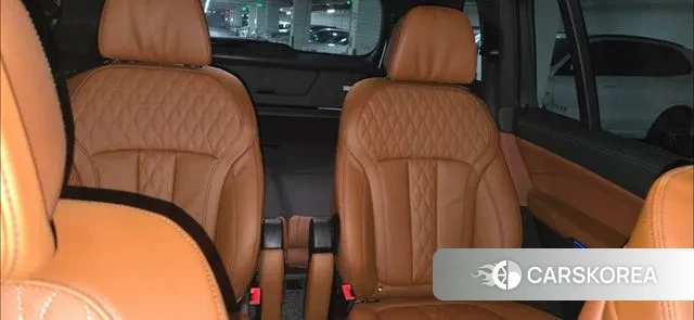 BMW X7 (G07) 2025 Белый из Кореи, фото 6