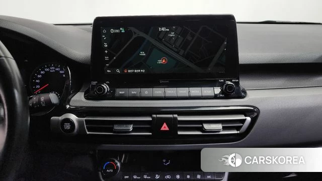 Kia Seltos 2022 Белый из Кореи, фото 6