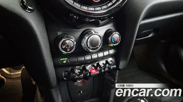 Mini Cooper 2020 Коричневый из Кореи, фото 6