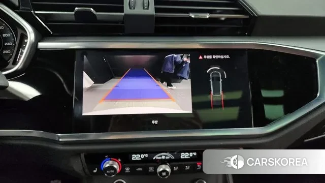 Audi Q3 (F3) 2023 Белый из Кореи, фото 6