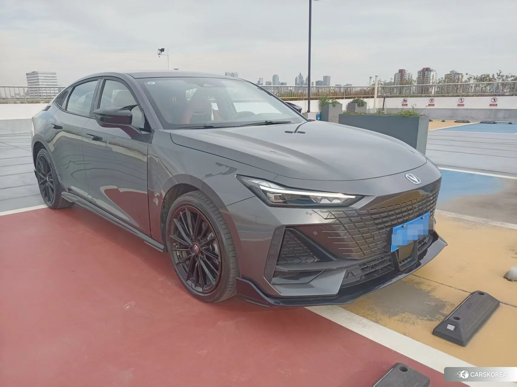 Chang'an UNI-V 2023 Темно-серый из Китая, фото 6