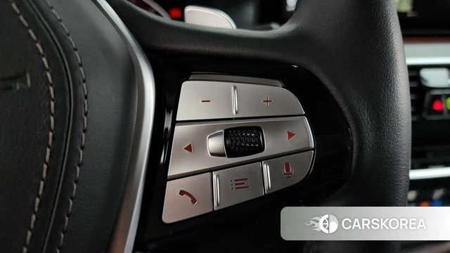 BMW 5 Series (G30) 2022 Черный из Кореи, фото 6