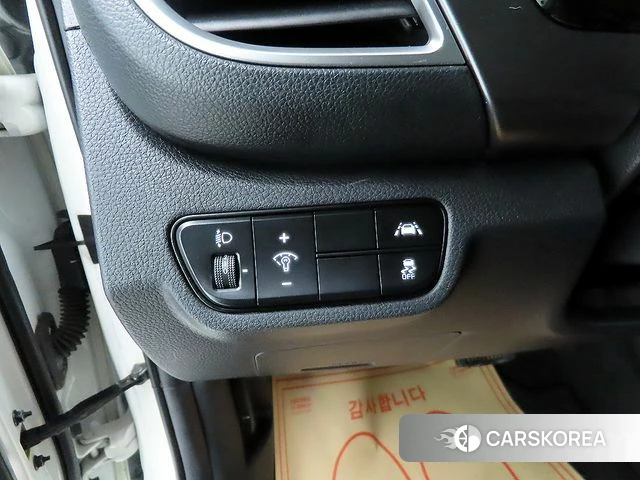 Kia Seltos 2021 Белый из Кореи, фото 6