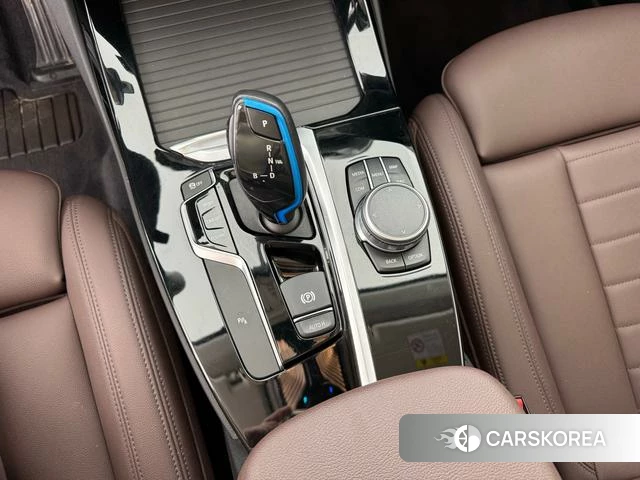 BMW iX3 2021 Черный из Китая, фото 6