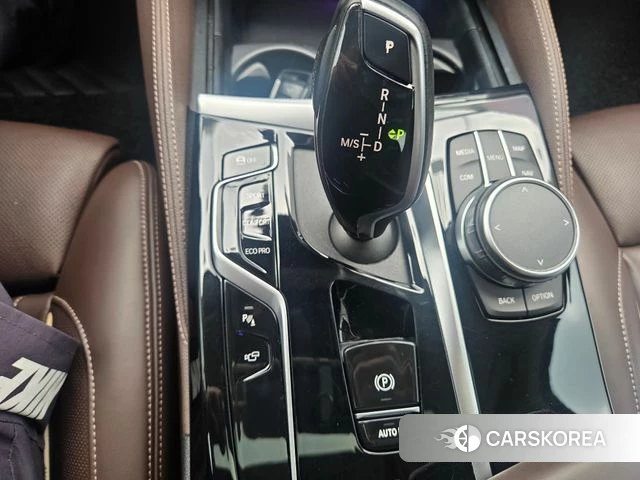 BMW 5 Series (G30) 2021 Черный из Кореи, фото 6
