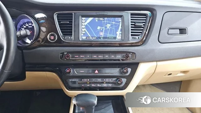 Kia The New Carnival 2019 Белый из Кореи, фото 6