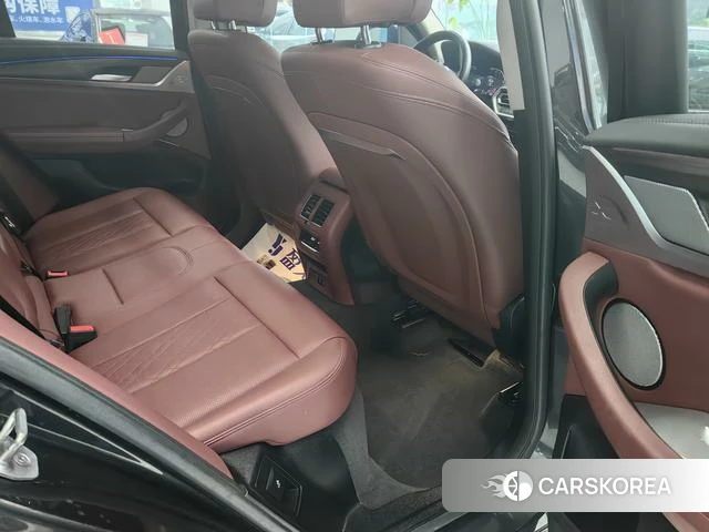 BMW X3 2022 Темно-серый из Китая, фото 6
